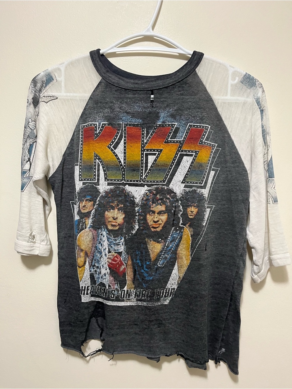 Vintage 1984 KISS "Heaven's On Fire" Animalize World Tour Raglan 3/4 Sleeve